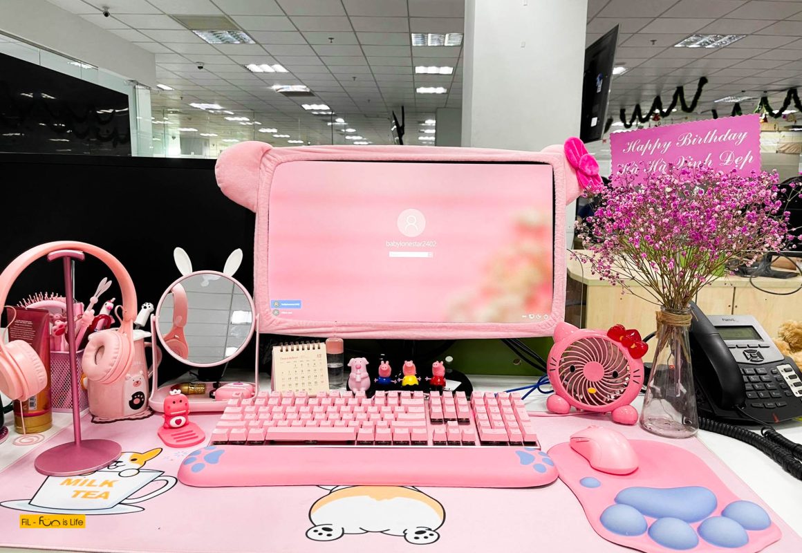 Mô Hình Trang Trí Bàn Làm Việc